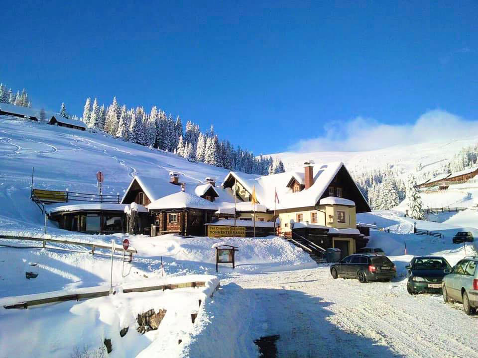 Das Futtertrögl im Winter